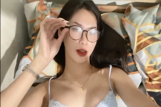 link sex trần hà linh Anh trai xuất tinh lên mặt nhỏ em kế xinh đẹp